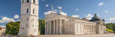 Walk the old town of Vilnius: from Cathedral Square to the Gate of Dawn