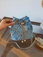 Women's Elegant Faux Pearl Decor Chain Boho Style Crossbody Bag, Crossbody Tote Bag for Women, Exquisite Trendy Metal Purse D...