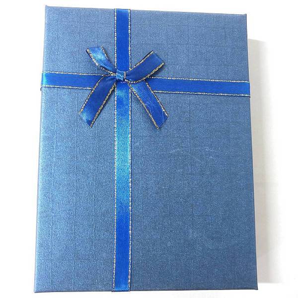 Cardboard Gift Boxes