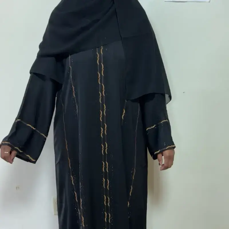 Close Abya Good Quality - Black Abaya with Good Quality Attribute and Close Fit Description
