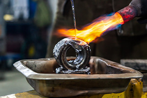 How to Handle and Use Lead Metal