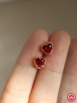 925 Sterling Silver Stud Earrings, with Heart Shaped Rhinestone Decor, Elegant Earrings, Fashionable Jewelry for Women & Girl...