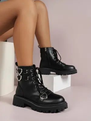 1 Pair Women's 2023 Y2k Style Futuristic Platform Belted Combat Boots, Casual Punk Style Heart Design Platform Ankle Boots, F...