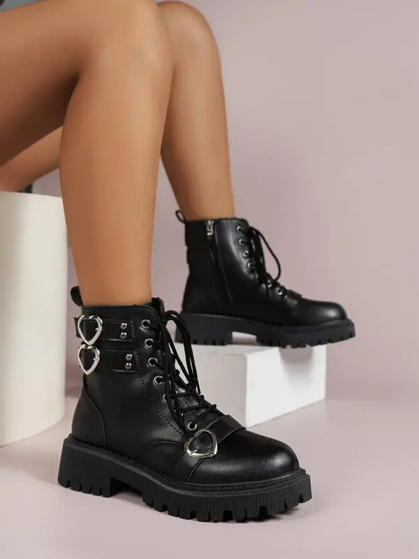 1 Pair Women's 2023 Y2k Style Futuristic Platform Belted Combat Boots, Casual Punk Style Heart Design Platform Ankle Boots, F...