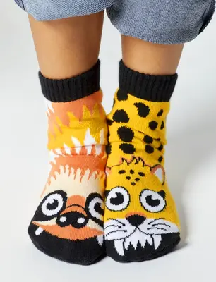 KIDS SLOTH & CHEETAH NO SLIP SOCKS | Size: KIDS SMALL