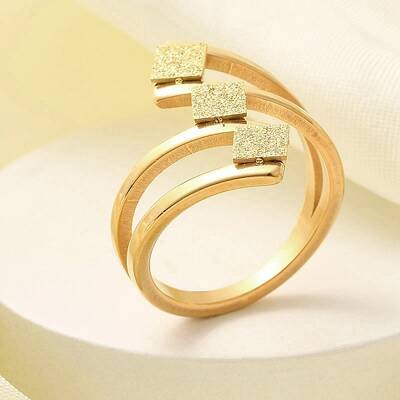 Textured Rhombus 304 Stainless Steel Finger Ring for Women
