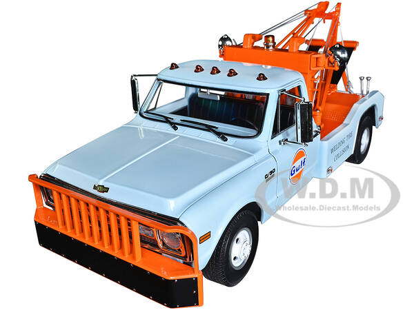 1969 Chevrolet C-30 Dually Wrecker Tow Truck \