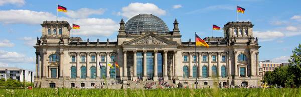 Monumente und Gedenkstätten: Vom Reichstag zum Potsdamer Platz