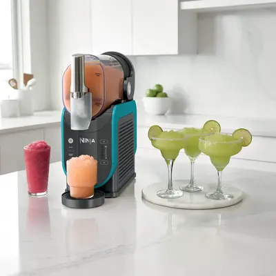 Ninja Slushi™ Professional Frozen Drink Maker