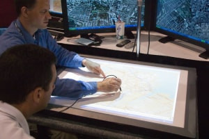 Representing the Real World in Geographic Information System