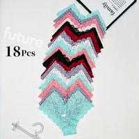 Eighteen low-rise lace panties with delicate patterns softly hug your skin.Their ideal elasticity provides a snug, non-bindin...