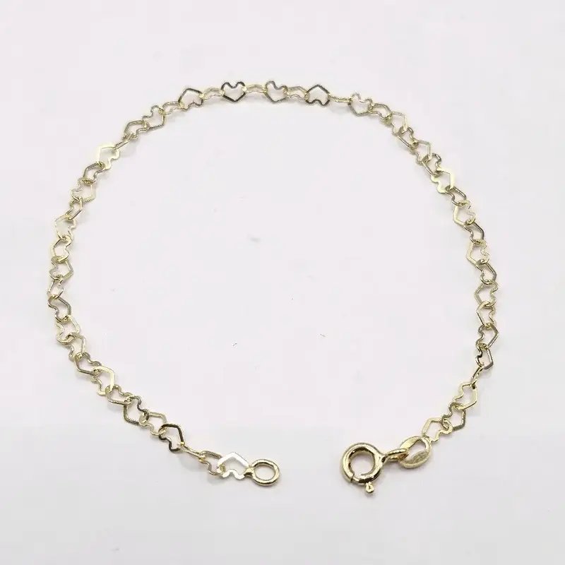 14k Gold Heart Bracelet - Elegant Gold Heart Design with Secure Clasp Closure