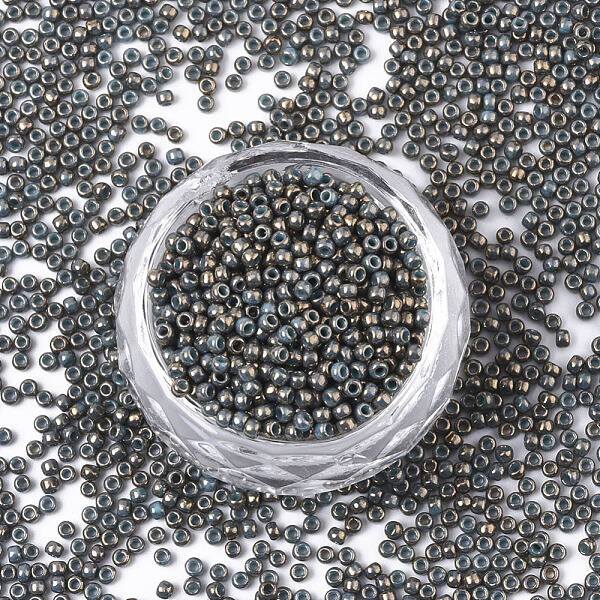 TOHO Round Seed Beads
