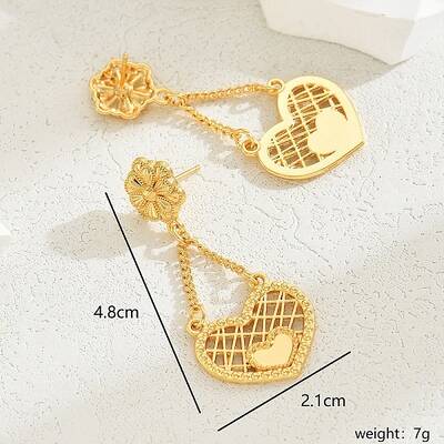 Luxurious Gold Earrings with Elegant Star and Heart Design