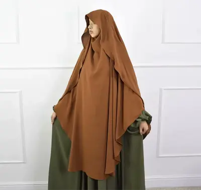 Sumaya khimar