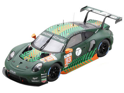 Porsche 911 RSR-19 93 Michael Fassbender - Matt Campbell - Zacharie Robichon \