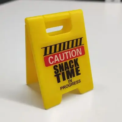 Funny Office Desk Warning Sign, 1 Count Senior Moment Sign, Desktop Decoration for School Office Home, Office Stationery & Su...