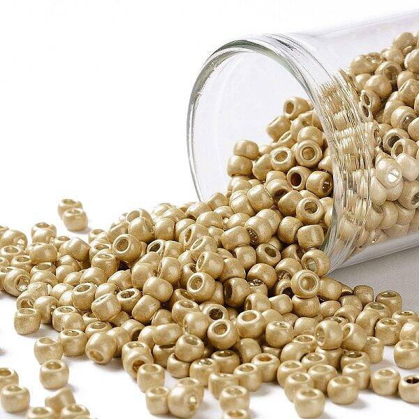 TOHO Round Seed Beads