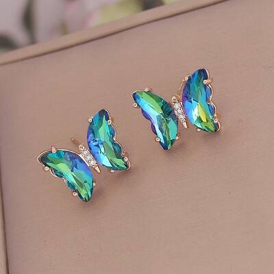 Fashionable Gradient Butterfly Earrings for Women