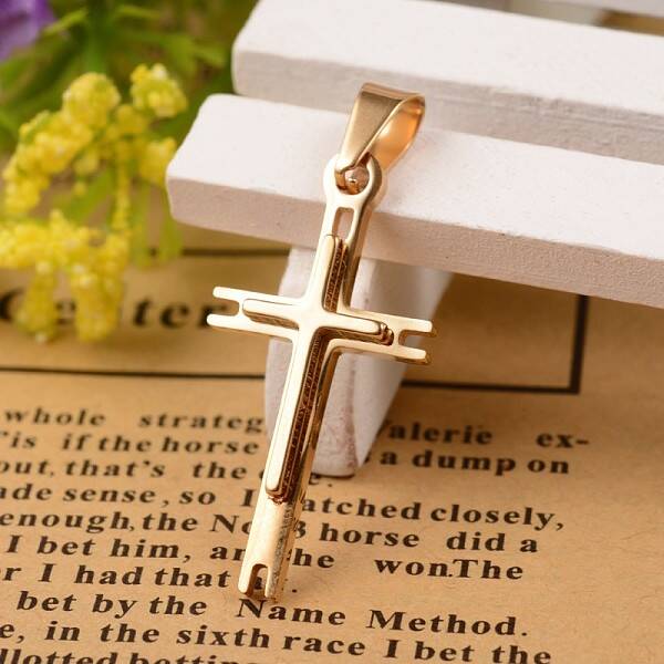 Ion Plating(IP) 304 Stainless Steel Cross Pendants
