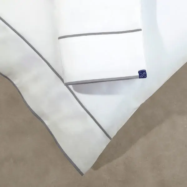 Pair of Pillowcases | Size: King | Color: Gray | Touch: Sateen