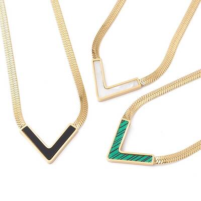 Synthetic Shell Initial Letter V Pendant Necklace