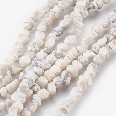 Natural Howlite Chips Beads Strands
