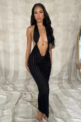 Seminyak Sunset Plunge Halter Maxi Dress - Black | Size: LARGE
