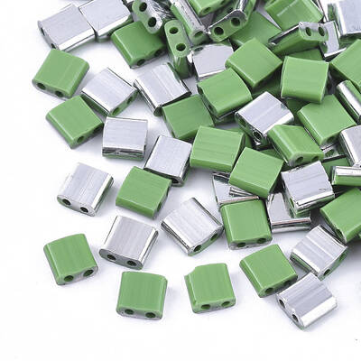 2-Hole Glass Seed Beads