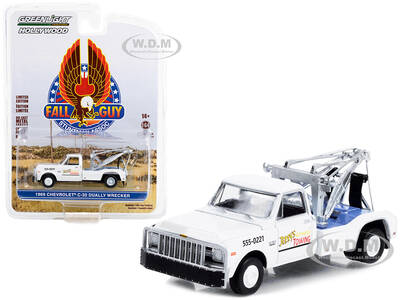 1969 Chevrolet C-30 Dually Wrecker Tow Truck White \