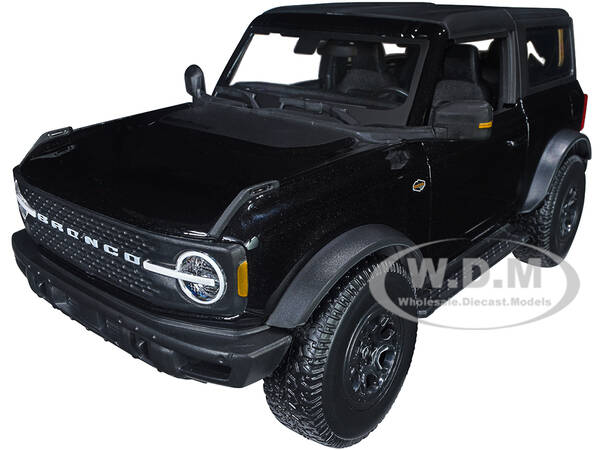 2021 Ford Bronco Wildtrak Black Metallic with Dark Gray Top \