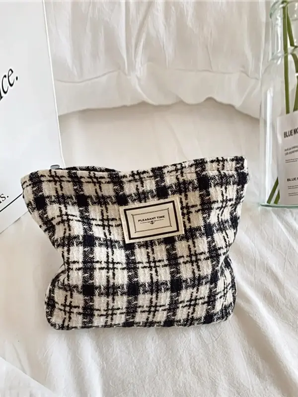 Fashionable Plaid Print & Letter Patch Decor Makeup Bag, Large Capacity Cosmetic Storage Bag, Portable Handbag For Women & Gi...