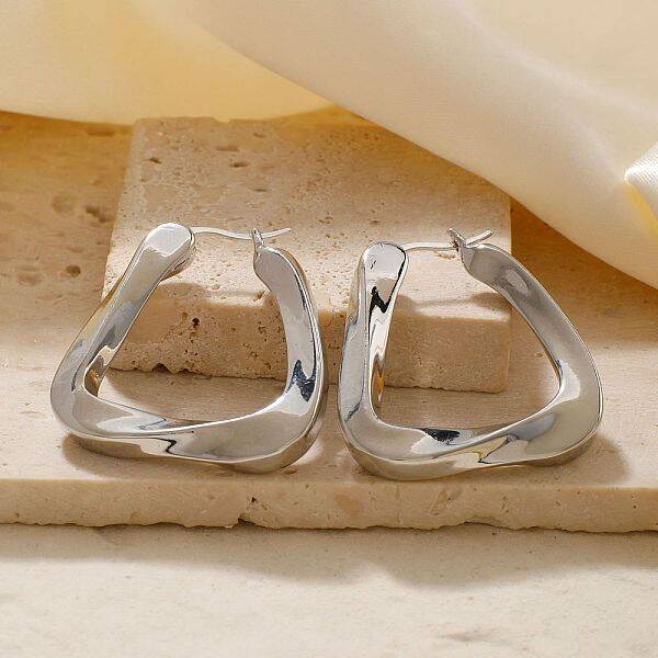 Chic Minimalist Elegant U-shaped Sparkling Brass Hoop Earrings Fashion Jewelry