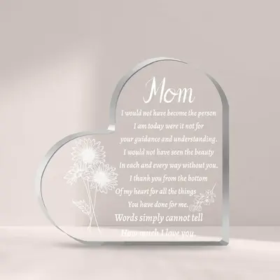 Acrylic Heart Shaped Ornaments for Room Decor, 1 Count Letter Pattern Desktop Decoration, Summer Gift, Creative Tabletop Ador...