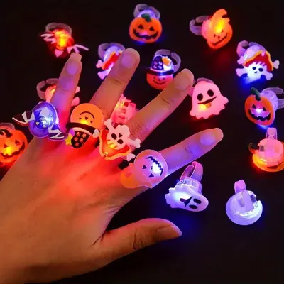 50pcs LED Lights Halloween Ring Light Up Pumpkin Skull Party Ring Gift, Halloween Christmas Party Decoration Home Horror Prop...