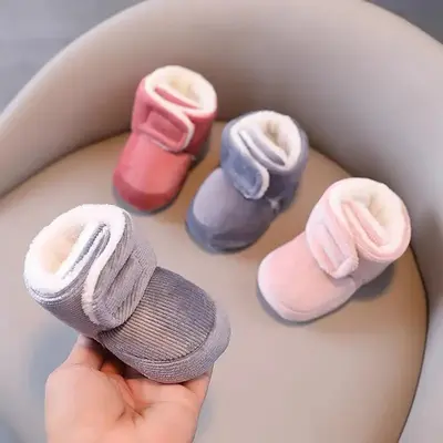 Baby toddler shoes soft and comfortable warm boots for boys and girls.