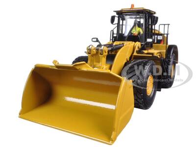 CAT Caterpillar 982M Wheel Loader with Operator \