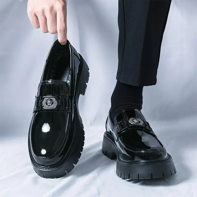 Ubetif Men's Summer Fashionable Casual Tassel Decor Pu Leather Slip-on Shoes, Loafers, Simple Design Elegant Plain Round Toe ...