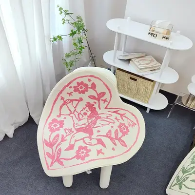 Love Cupid Pattern Decorative Rug, 1 Count Heart Shaped Anti-slip Floor Mat for Home Decor, Household Decorative Carpet for H...