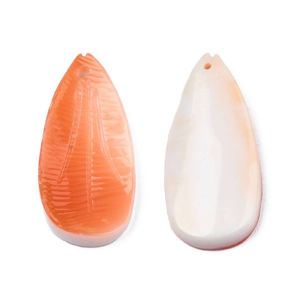Natural Red Trochus Shell Pendants