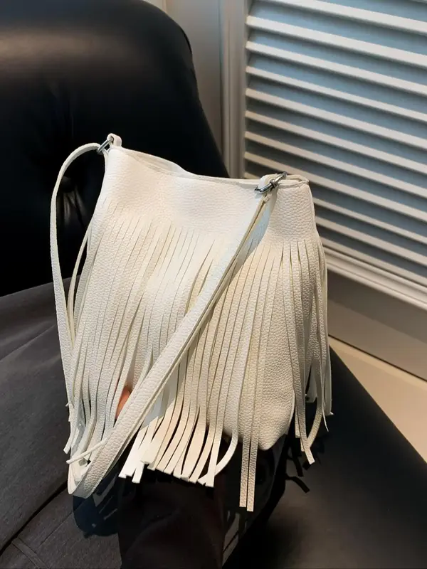 Women's Boho Tassel Decorated Crossbody Bag, Bohemian Fashionable Pu Leather Shoulder Bag for Daily Used, Casual Trendy Versa...