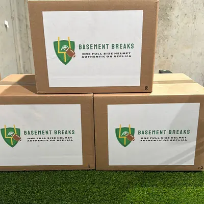 1 Absolute Football Card & 3 FULL SIZE BREAK