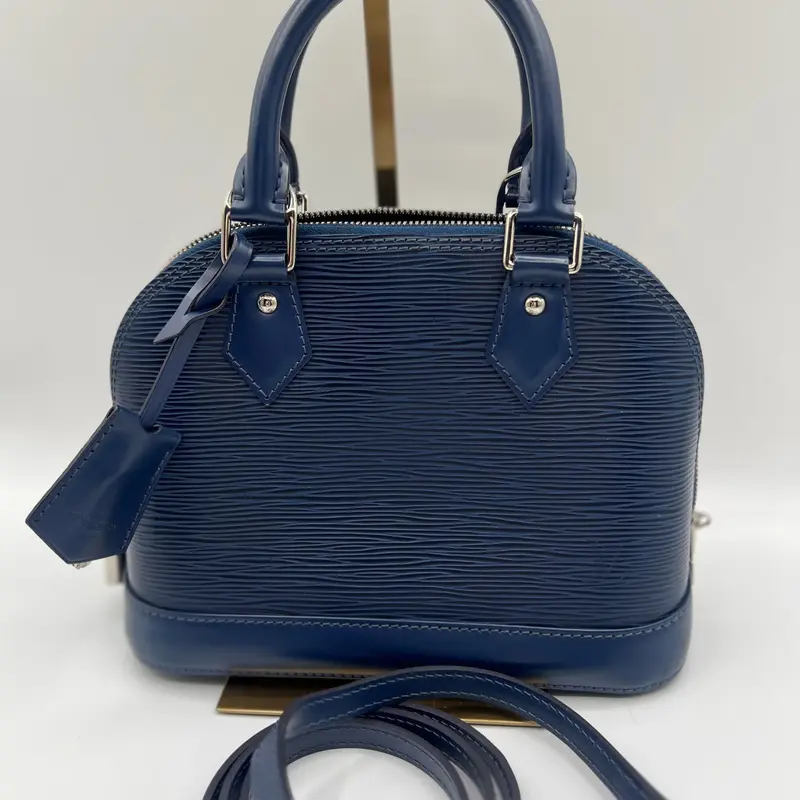 Pre-owned Louis Vuitton Leather Crossbody Bags LOUIS VUITTON. Alma BB EPi Blue