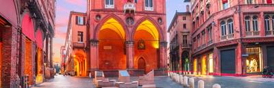 Bologna Stadtrundgang: Von Porta Galliera zu den Zwei Türmen und Le Tre Frecce