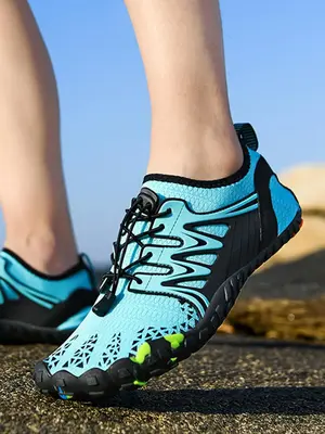 Summer 2024 Men's Minimalist Lightweight Flat Water Shoes, 2024 New Trendy Breathable Anti-slip Comfort Flat Sandals for Beac...