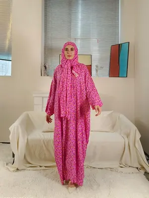 Women's Ditsy Floral Print Bishop Sleeve Hooded Kaftan, Elegant Long Sleeve Maxi Muslim Dress, Muslim Clothing for Women