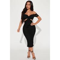 Simple And Sweet Mesh Ruched Dress - Black