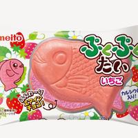 Meito Pukupuku Tai Taiyaki Strawberry Chocolate Filled Fish Shaped Wafer - Lightweight Snack with Sea Bream Design and Bubble...