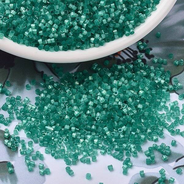 MIYUKI Delica Beads
