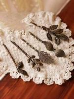 Vintage Leaf Design Hair Clips, Prom Hairstyles 2024 Metal Hair Clips, Simple Style Plain Color Temperament Bangs Barrettes C...